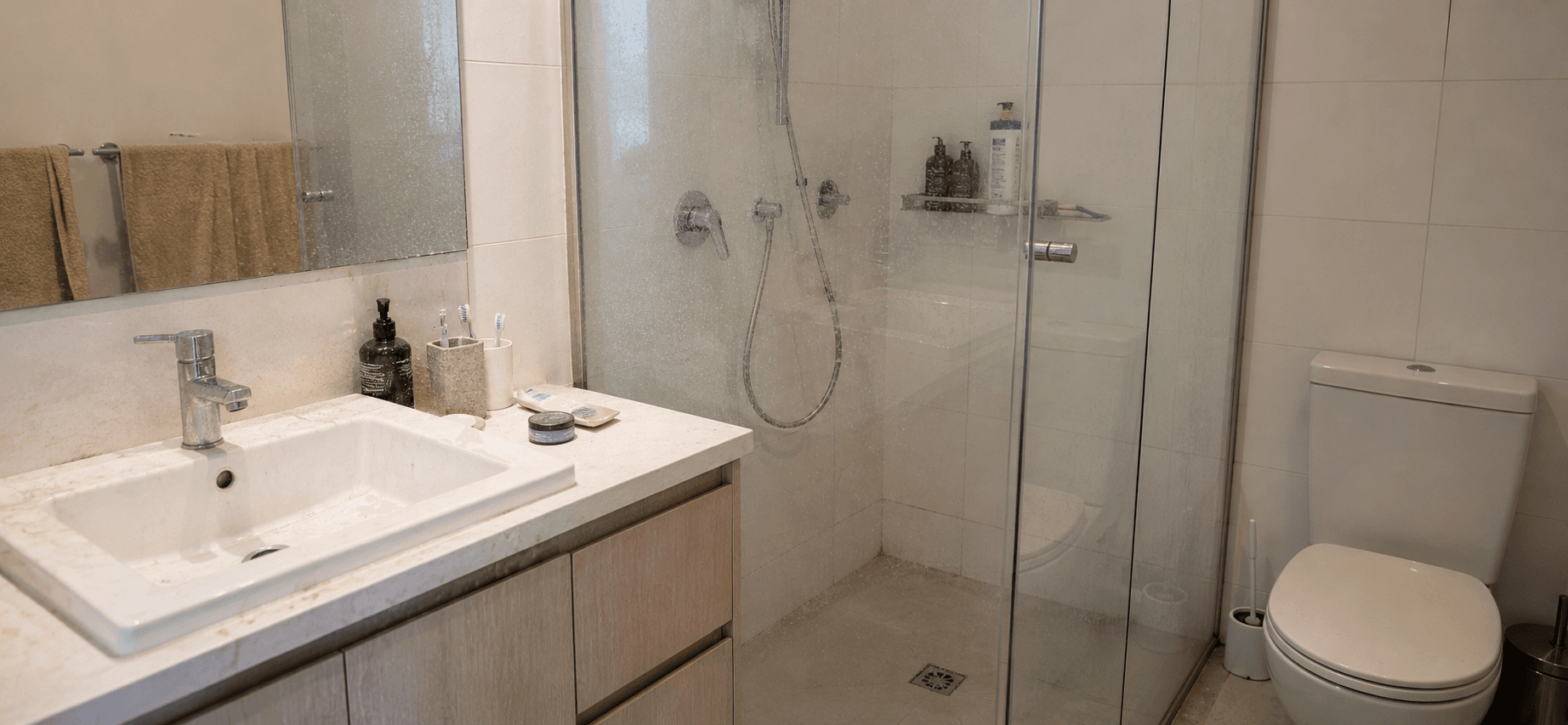 Bathroom before a move-in clean